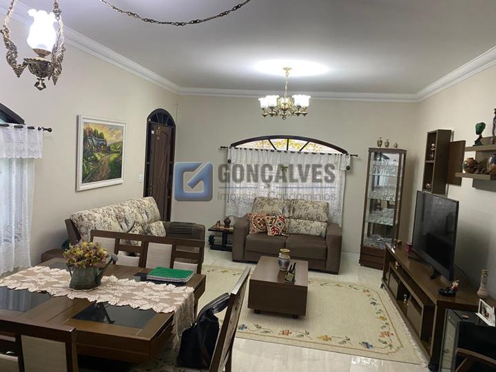 6137, Sobrado, à venda, à venda, 850.000,00,Nova Petrópolis, São Bernardo do Campo,4 quartos: A (27)