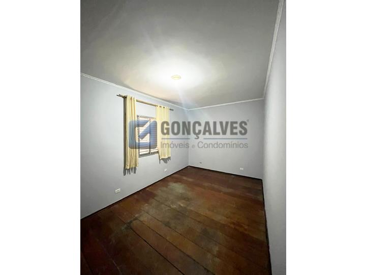 64, Sobrado, à venda, à venda, 800.000,00,Jardim Las Vegas, Santo André,3 quartos: B (30)