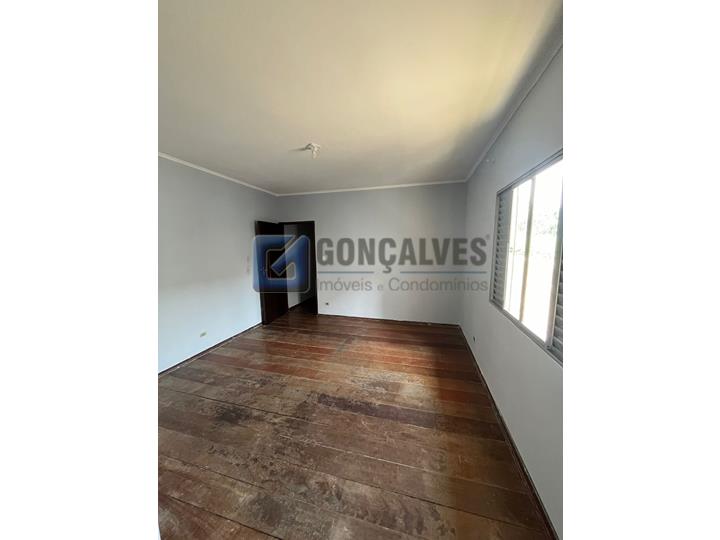 64, Sobrado, à venda, à venda, 800.000,00,Jardim Las Vegas, Santo André,3 quartos: B (31)