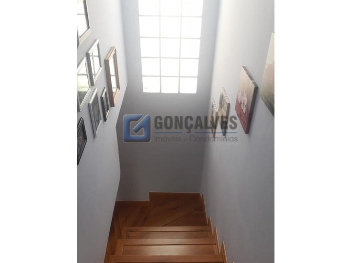 650, Sobrado, à venda, à venda, 630.000,00,Rudge Ramos, São Bernardo do Campo,3 quartos: B (18)