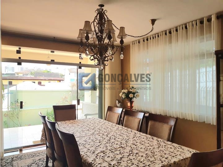 653, Sobrado, à venda, à venda, 3.560.000,00,Nova Petrópolis, São Bernardo do Campo,6 quartos: A (37)