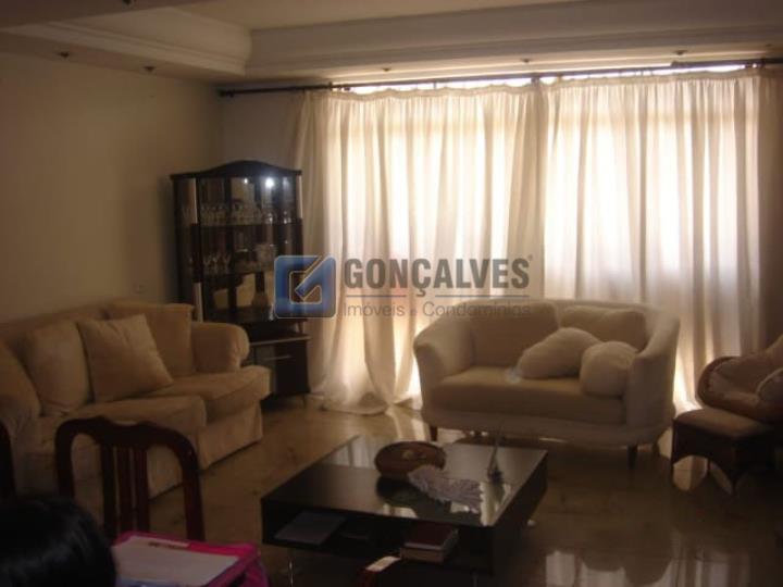 668, Sobrado, à venda, à venda, 1.500.000,00,Nova Petrópolis, São Bernardo do Campo,3 quartos: A (81)