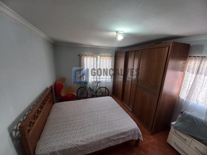 7075, Sobrado, à venda, à venda, 877.000,00,Rudge Ramos, São Bernardo do Campo,3 quartos: B (21)