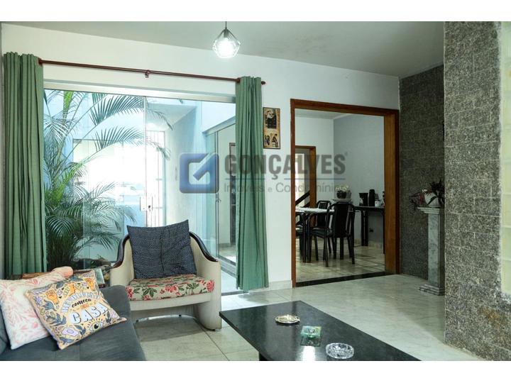 7189, Sobrado, à venda, à venda, 1.500.000,00,Baeta Neves, São Bernardo do Campo,4 quartos: A (61)