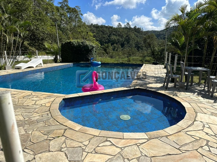 7532, Chácara, à venda, à venda, 1.090.000,00,Jardim Joaquim Eugênio de Lima, Santo André,6 quartos: H (80)