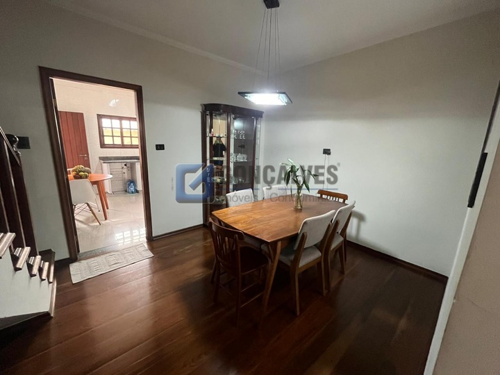 7617, Sobrado, à venda, à venda, 1.350.000,00,Santa Maria, São Caetano do Sul,3 quartos: A (33)