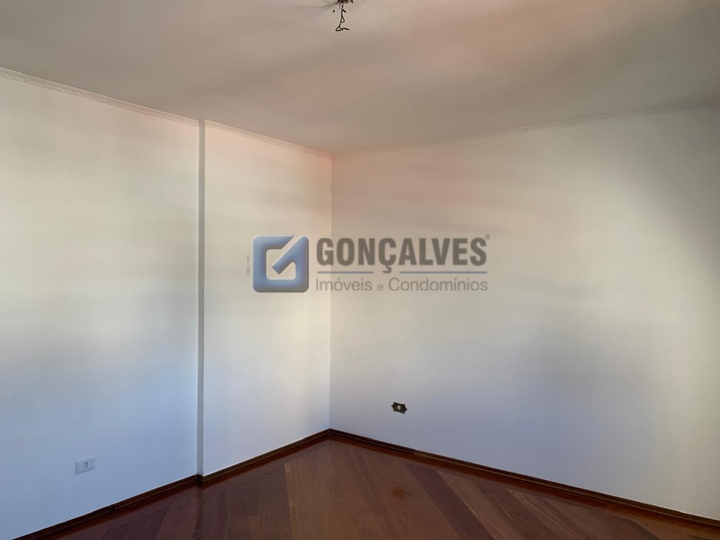 7747, Sobrado, à venda, à venda, 940.000,00,Vila Alice, Santo André,3 quartos: B (31)