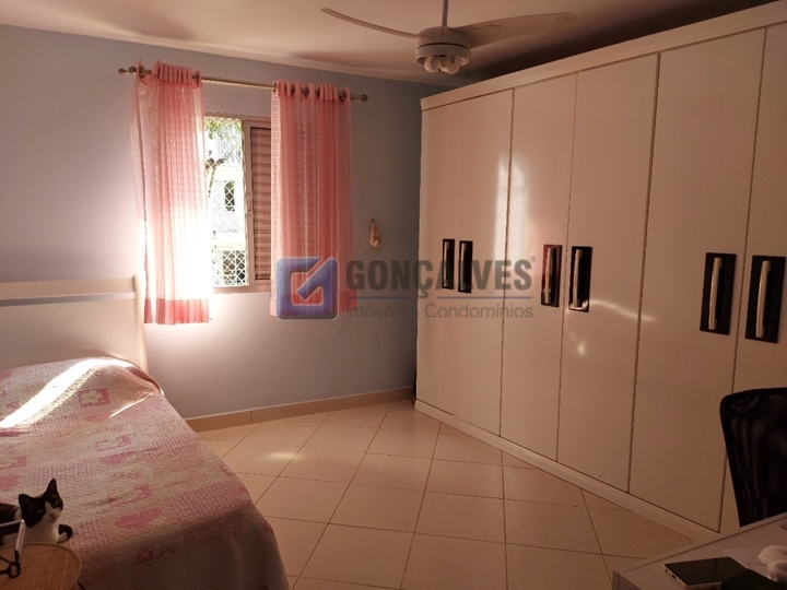 989, Sobrado, à venda, à venda, 700.000,00,Osvaldo Cruz, São Caetano do Sul,2 quartos: B (20)