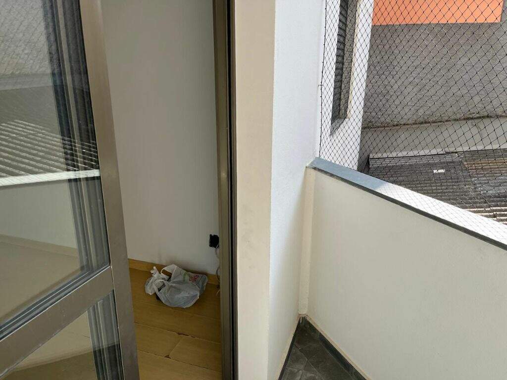 Apartamento à venda no Baeta Neves: 