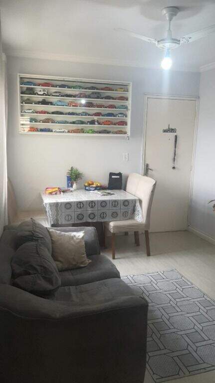 Apartamento à venda no Jardim Maria Helena(Serraria): 
