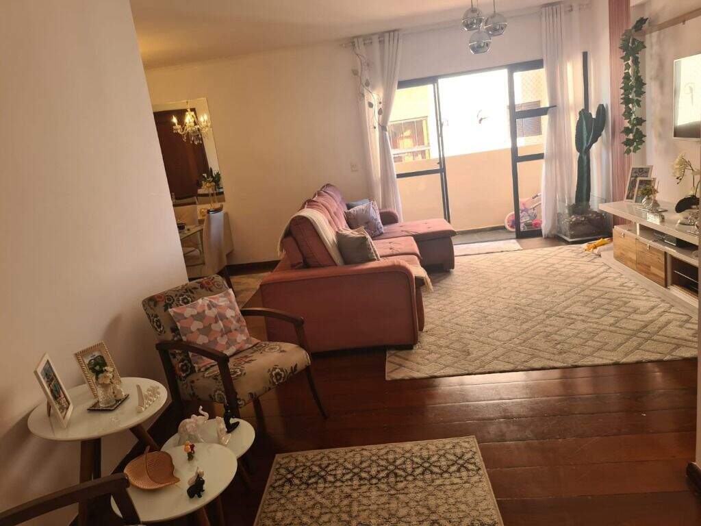Apartamento à venda no Santa Teresinha: 