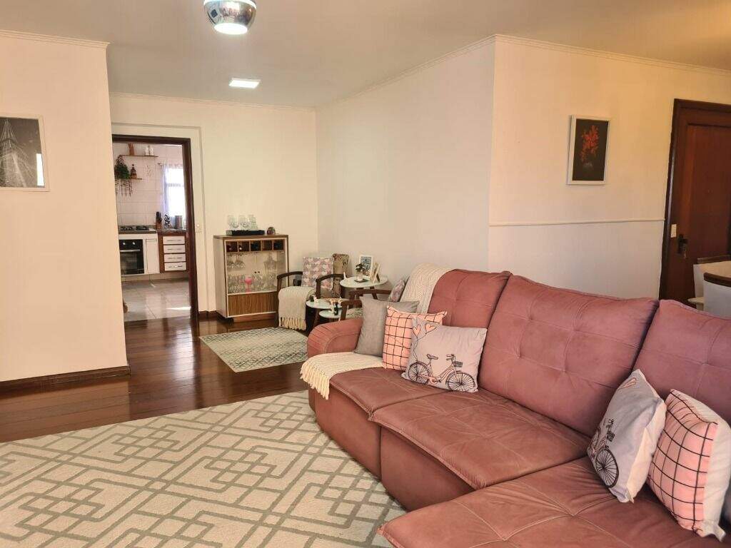 Apartamento à venda no Santa Teresinha: 