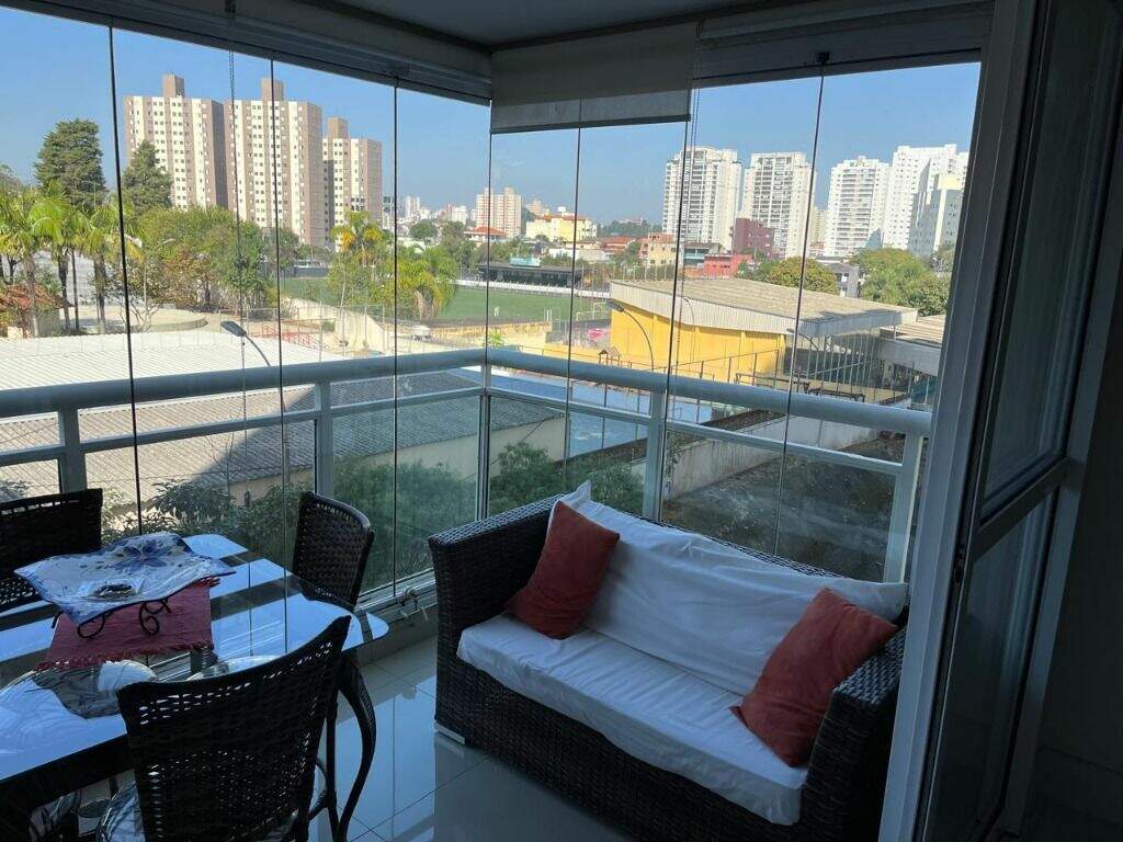 Apartamento à venda no Baeta Neves: 