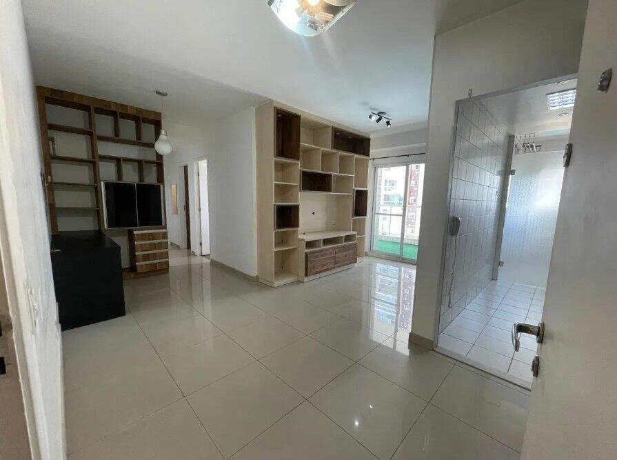 Apartamento à venda no Baeta Neves: 