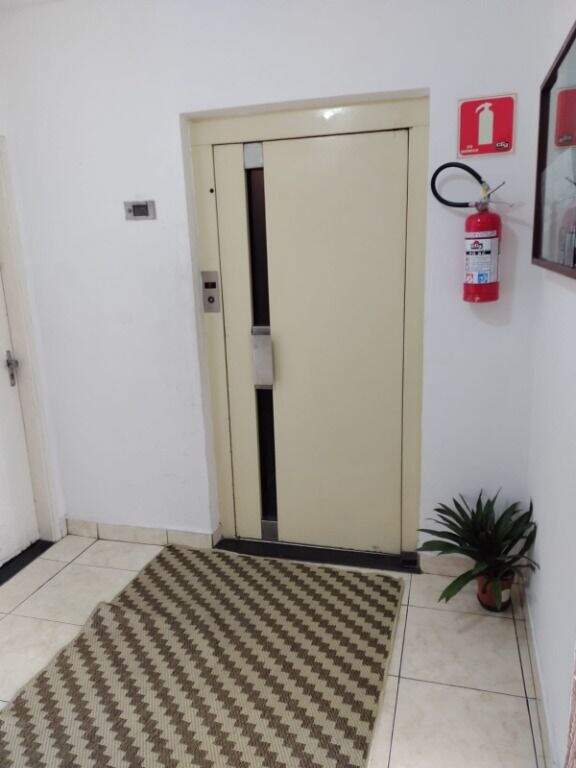 Apartamento à venda no Alves Dias: 