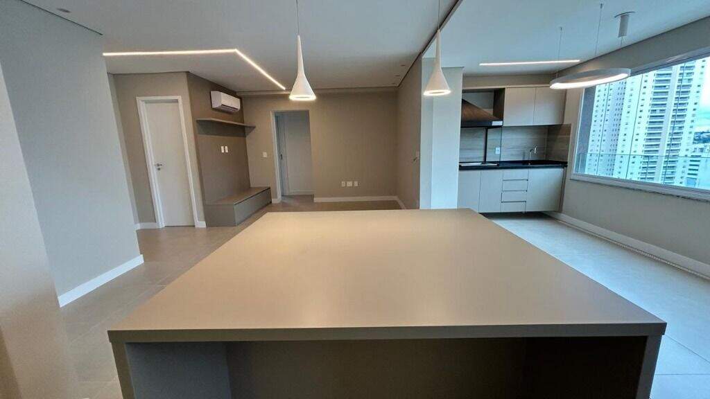 Apartamento para aluguel no Centro: 