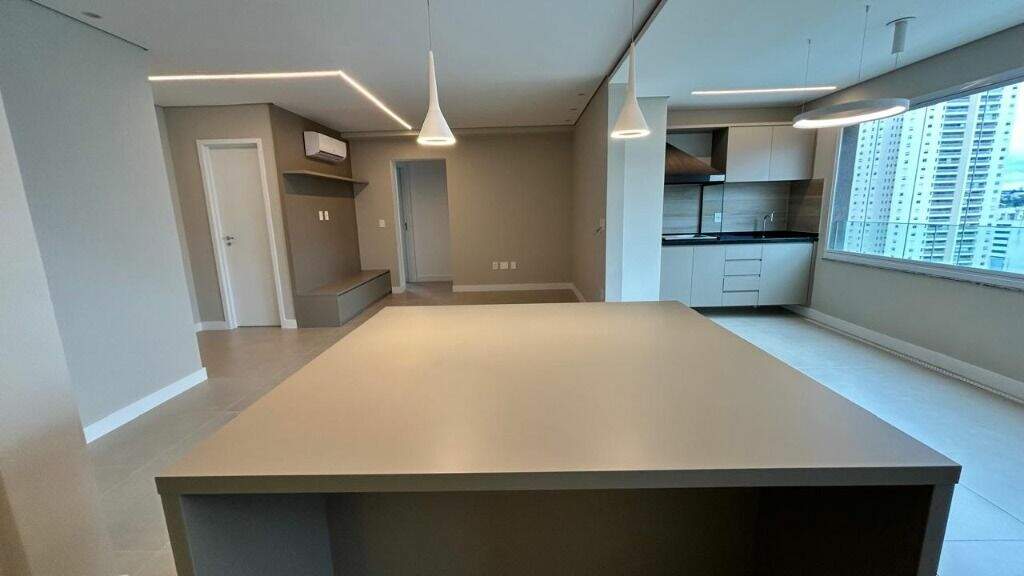 Apartamento para aluguel no Centro: 