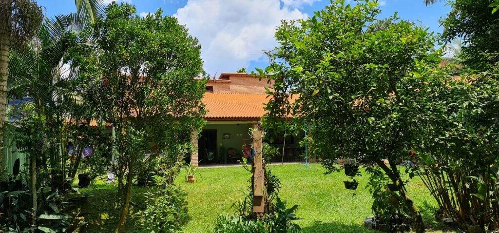 Casa à venda no Balneário Palmira: 