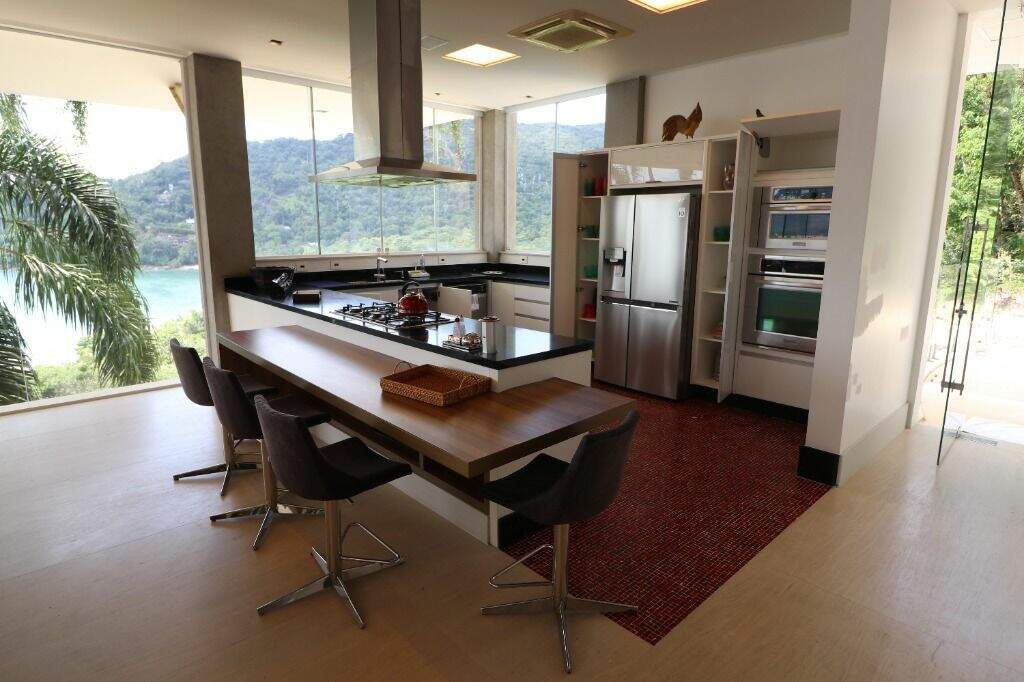 Casa à venda no Itamambuca: 