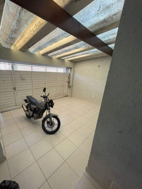 Casa à venda no Paulicéia: 