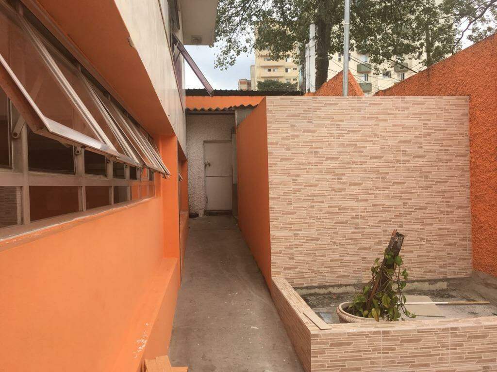 Prédio para aluguel no Centro: 