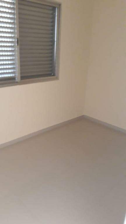 Prédio para aluguel no Vila Baeta Neves: 