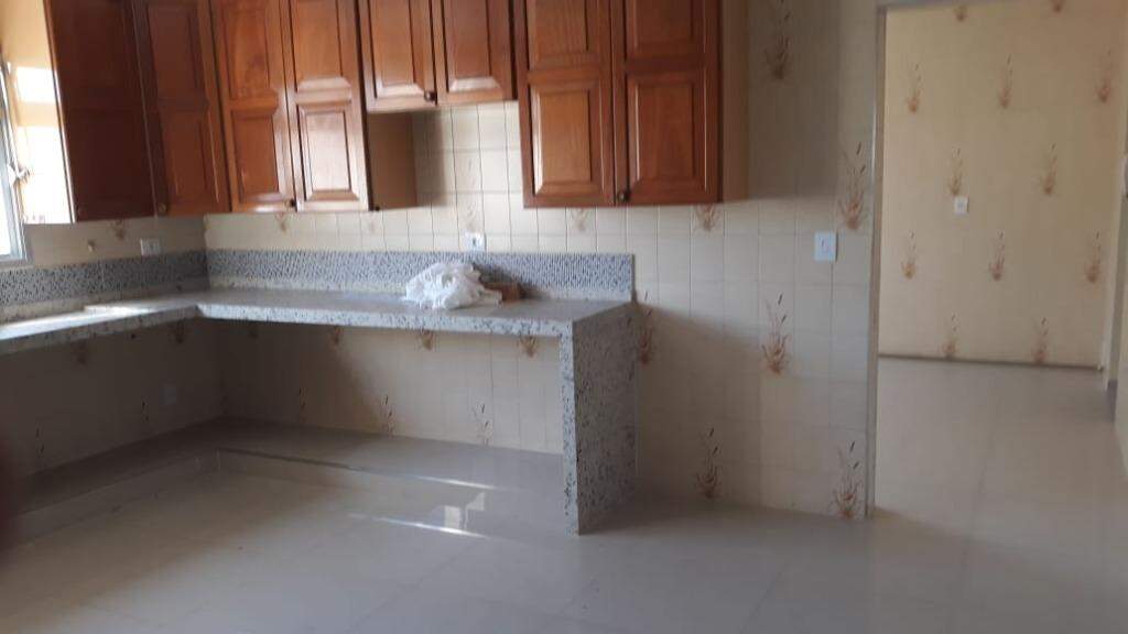 Prédio para aluguel no Vila Baeta Neves: 