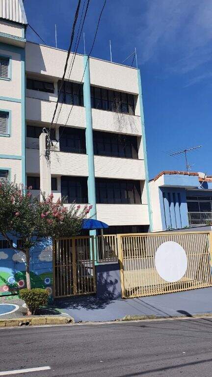 Prédio à venda no Parque Santo Antônio: 