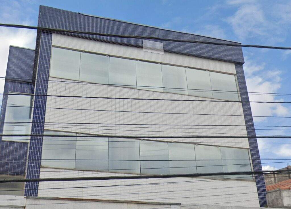 Prédio à venda no Parque Santo Antônio: 