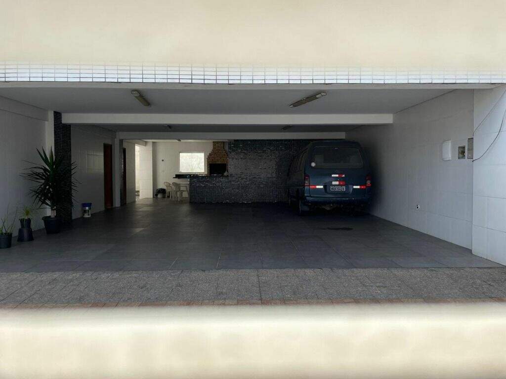 Prédio para aluguel no Parque Santo Antônio: 