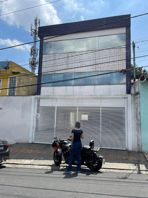 Prédio para aluguel no Parque Santo Antônio: 