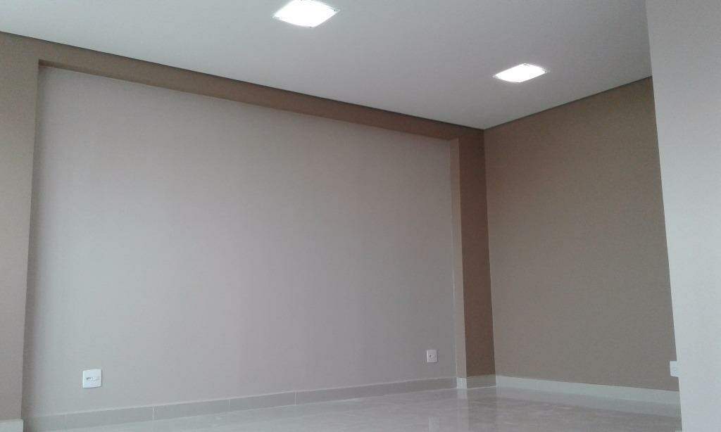 Sala à venda no Centro: 