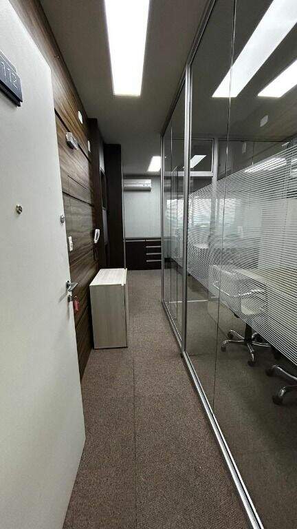 Sala para aluguel no Centro: 