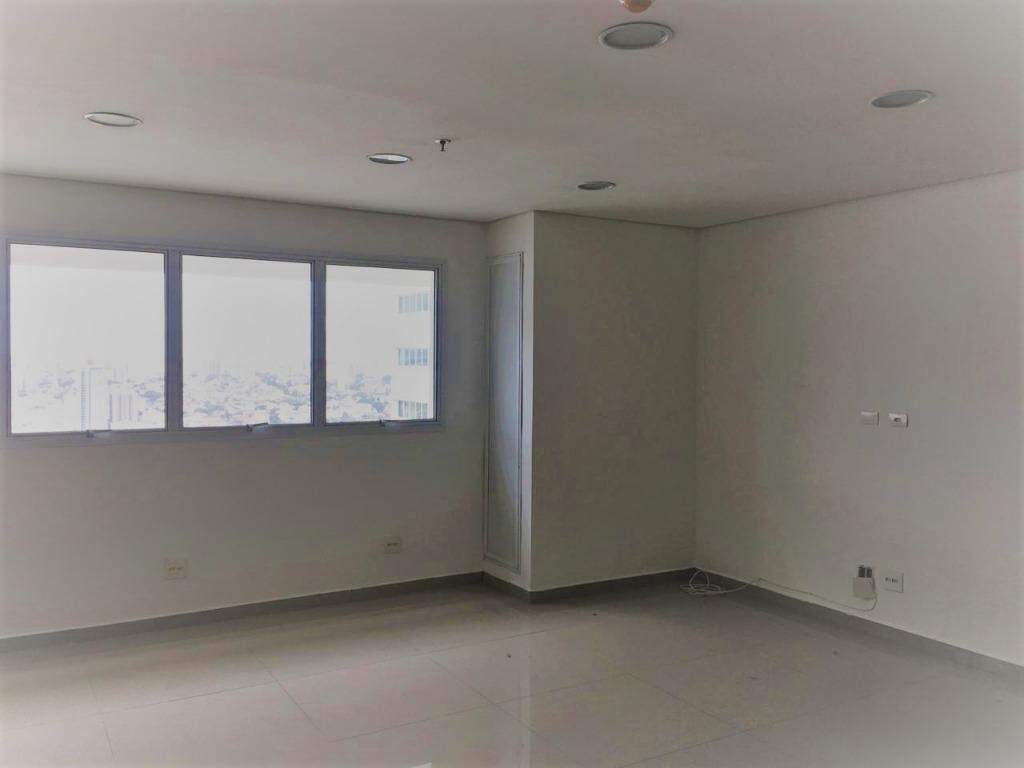 Sala à venda no Centro: 