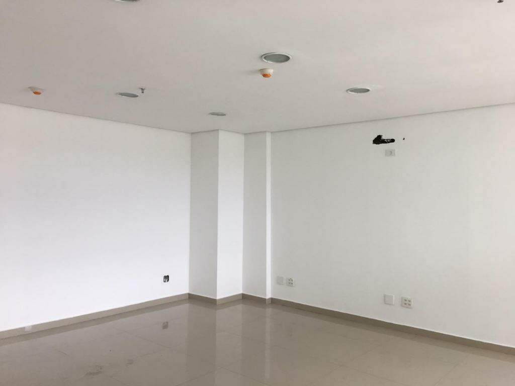 Sala à venda no Centro: 