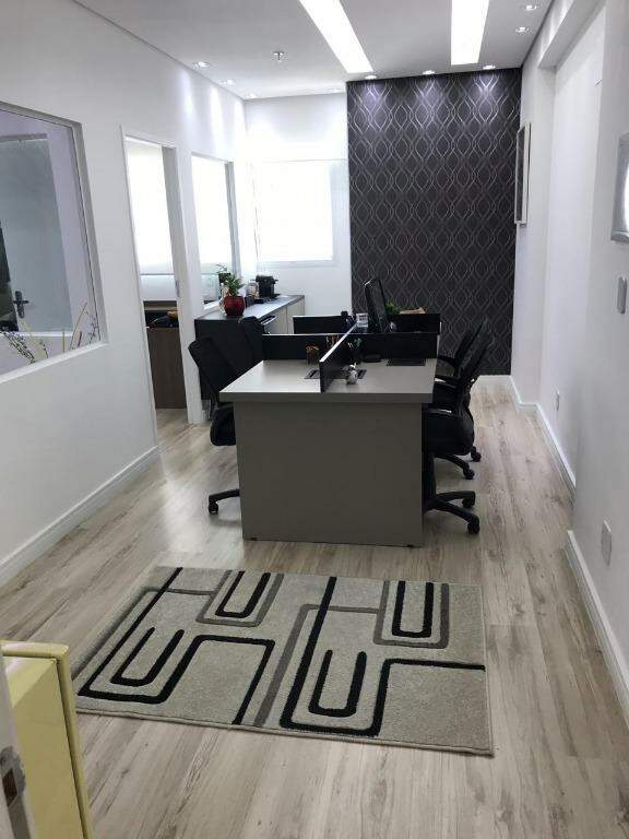 Sala à venda no Centro: 