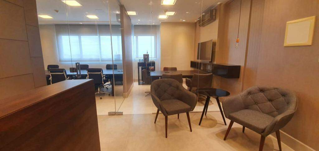 Sala à venda no Centro: 