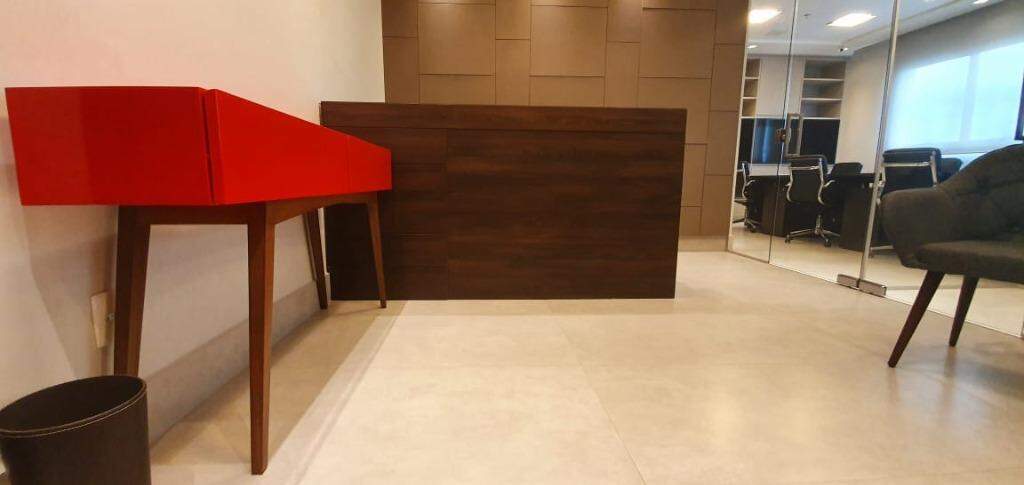 Sala à venda no Centro: 