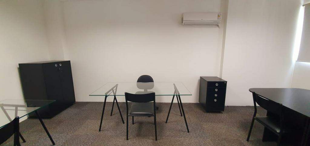 Sala para aluguel no Centro: 