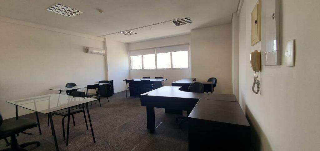 Sala para aluguel no Centro: 