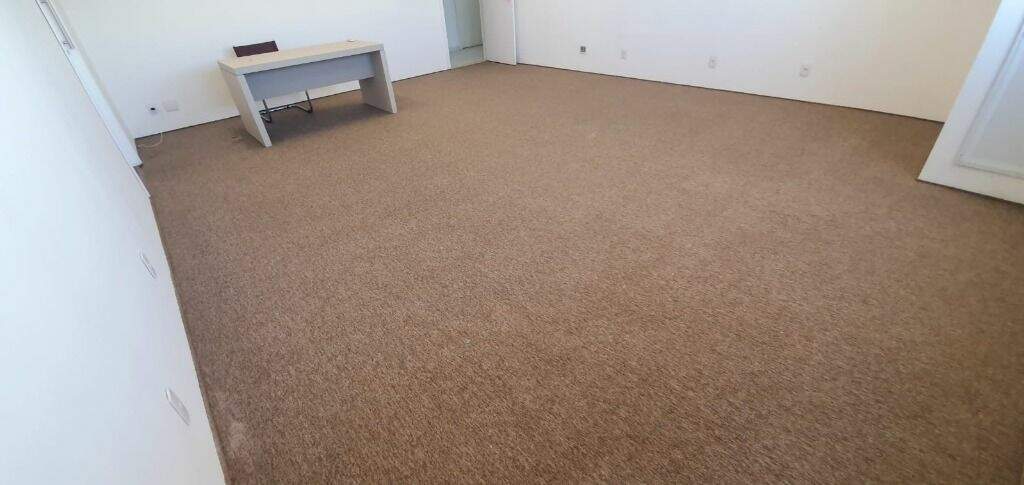 Sala à venda no Centro: 