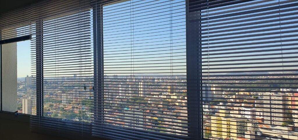 Sala à venda no Centro: 