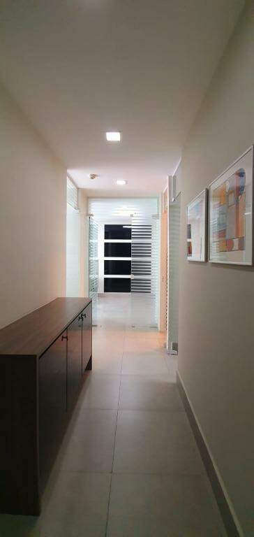 Sala à venda no Centro: 