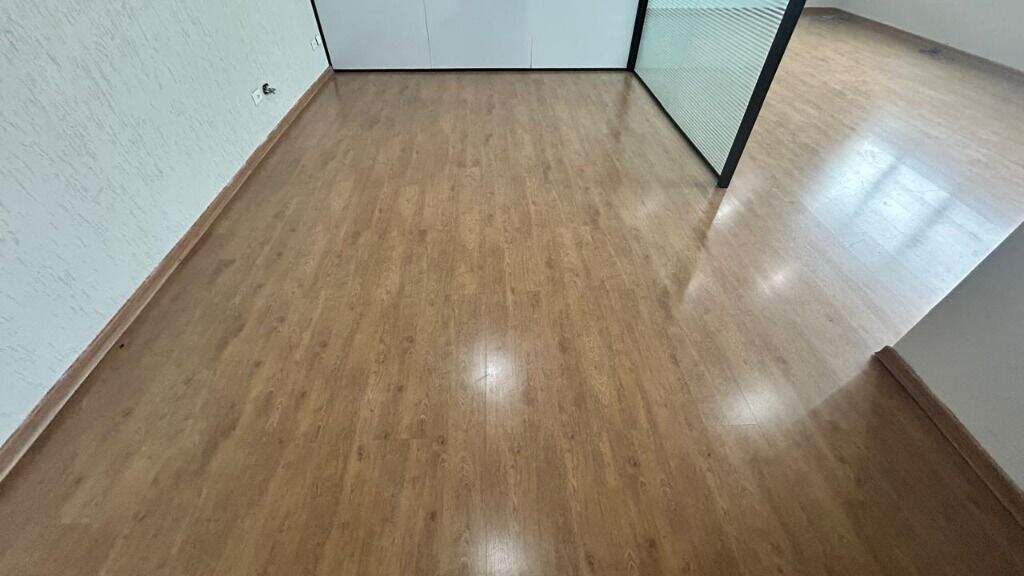 Sala para aluguel no Centro: 