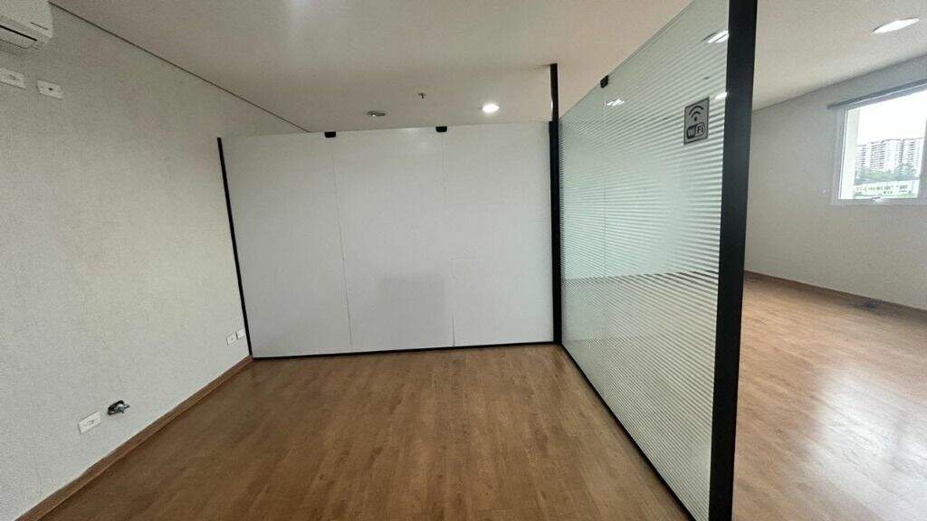 Sala para aluguel no Centro: 