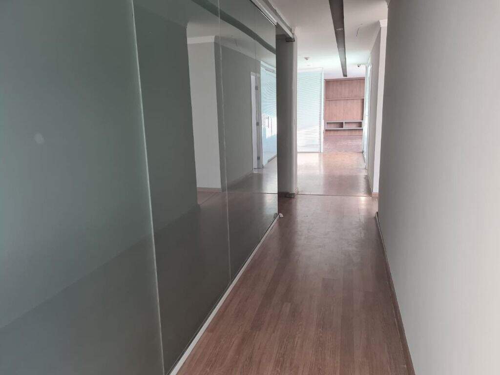 Sala para aluguel no Centro: 