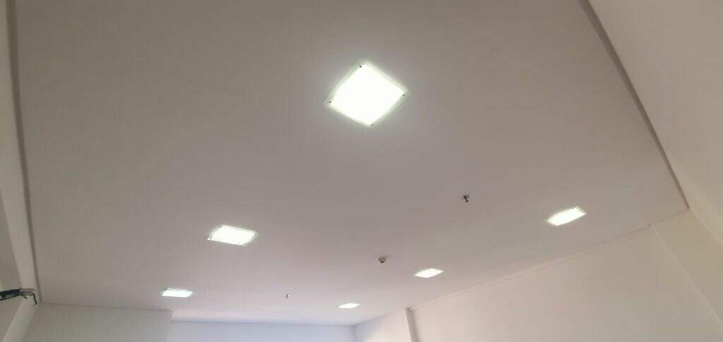 Sala para aluguel no Centro: 