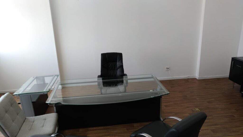 Sala para aluguel no Centro: 