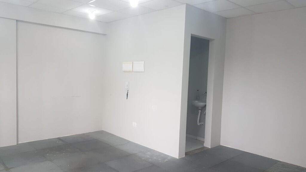 Sala para aluguel no Baeta Neves: 