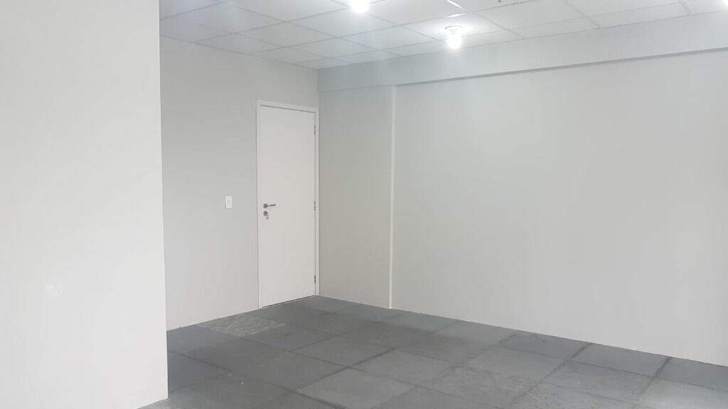 Sala para aluguel no Baeta Neves: 